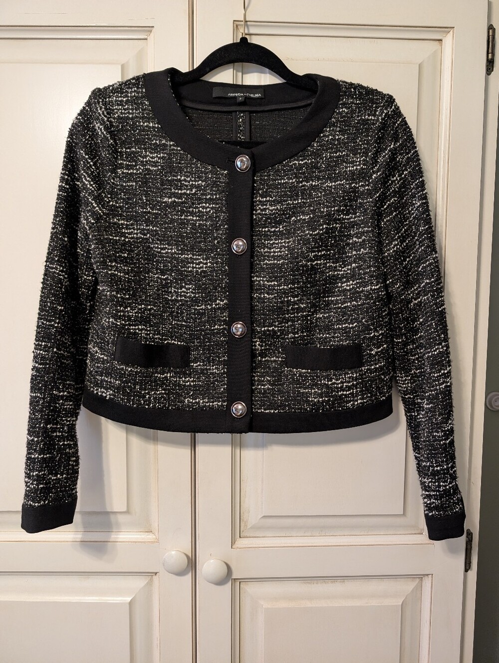 Amanda+ Chelsea Cropped Textured Tweed Like Jacket